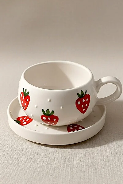 Flora El Yapımı Çilek Desenli 2 Kişilik Seramik Çay Fincanı Takımı (4 Parça – 220 ml) - Görsel 3