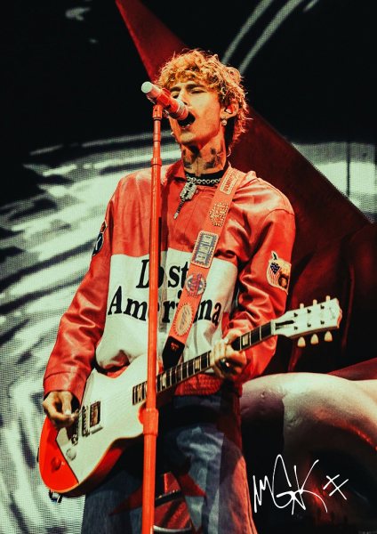 Machine Gun Kelly Performing Live Müzik Posteri – Duvar Tablosu