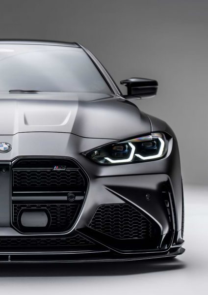 Sleek Gray BMW M4 Front View Araba Posteri – Duvar Tablosu duvarda gerçek ölçek