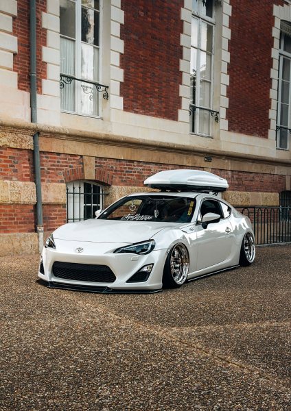 White Toyota GT86 Araba Posteri – Duvar Tablosu duvarda gerçek ölçek